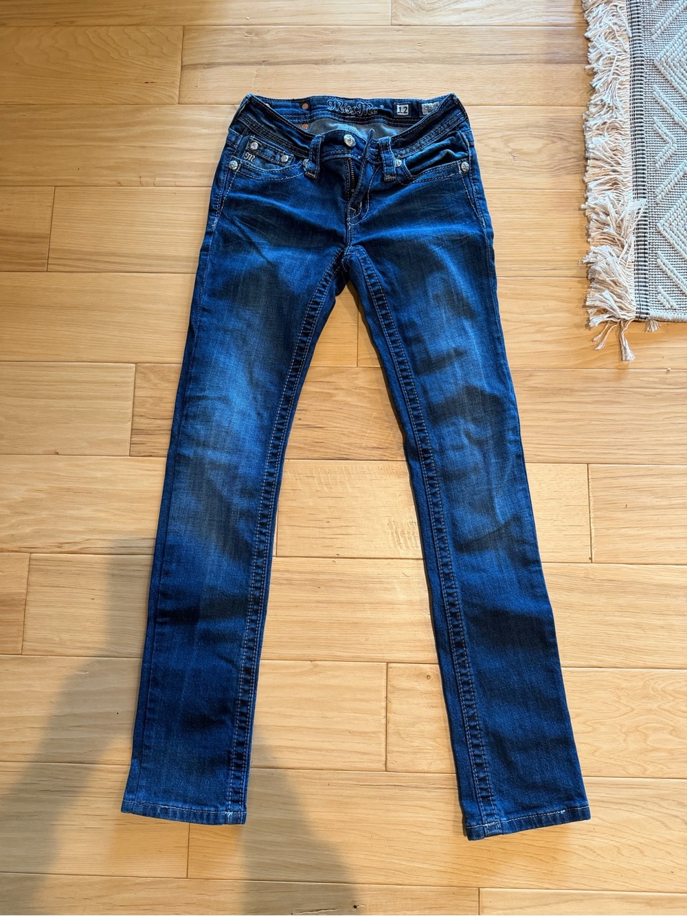 Miss Me Slim Jeans